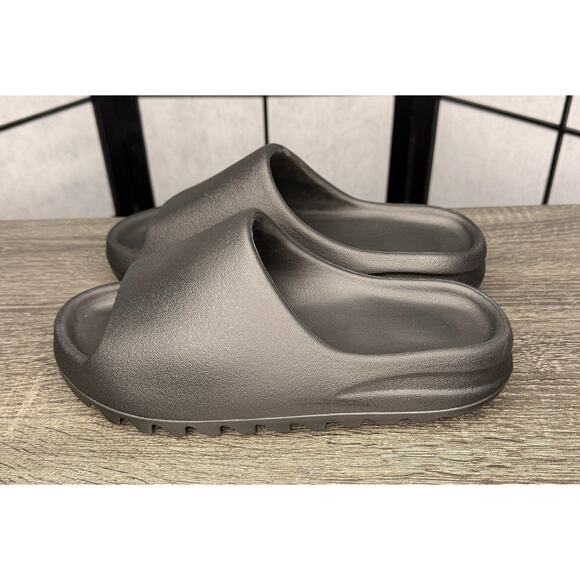 Yeezy YZY YS-01 Black Men’s 10 Slides Sandals w/ Dust Bag main image 4